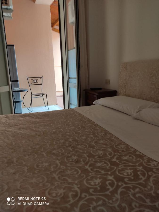 Gemini camere e suites Grosseto Exterior foto