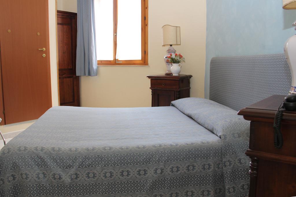 Gemini camere e suites Grosseto Exterior foto
