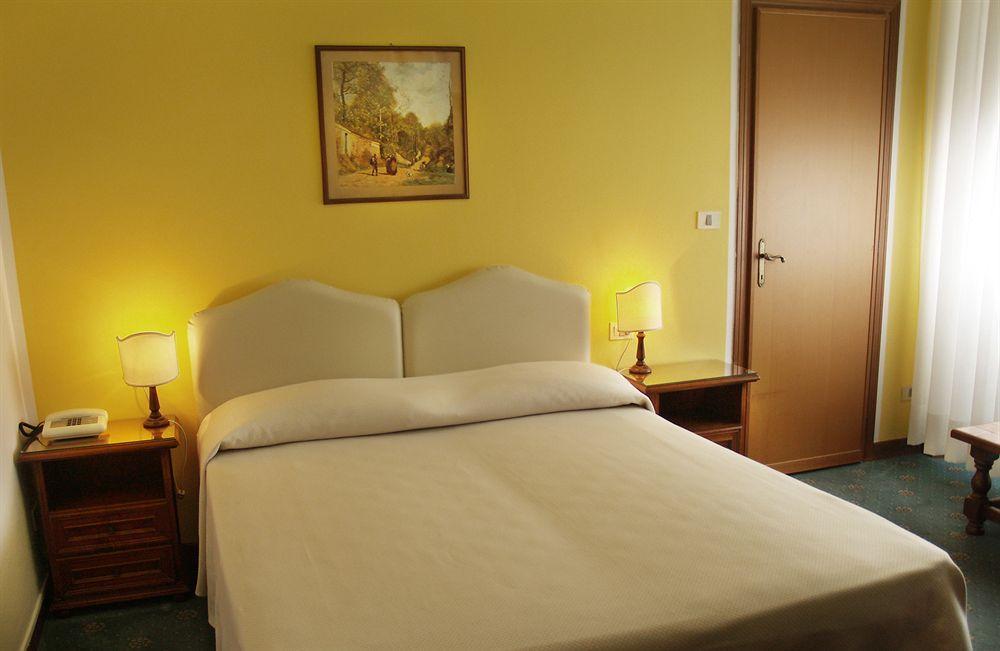 Gemini camere e suites Grosseto Exterior foto